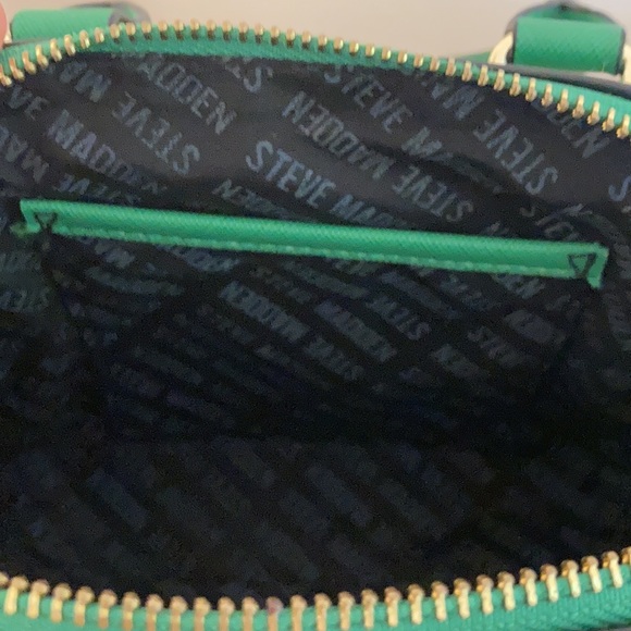 Steve Madden Cross Body Bag - Picture 7 of 10